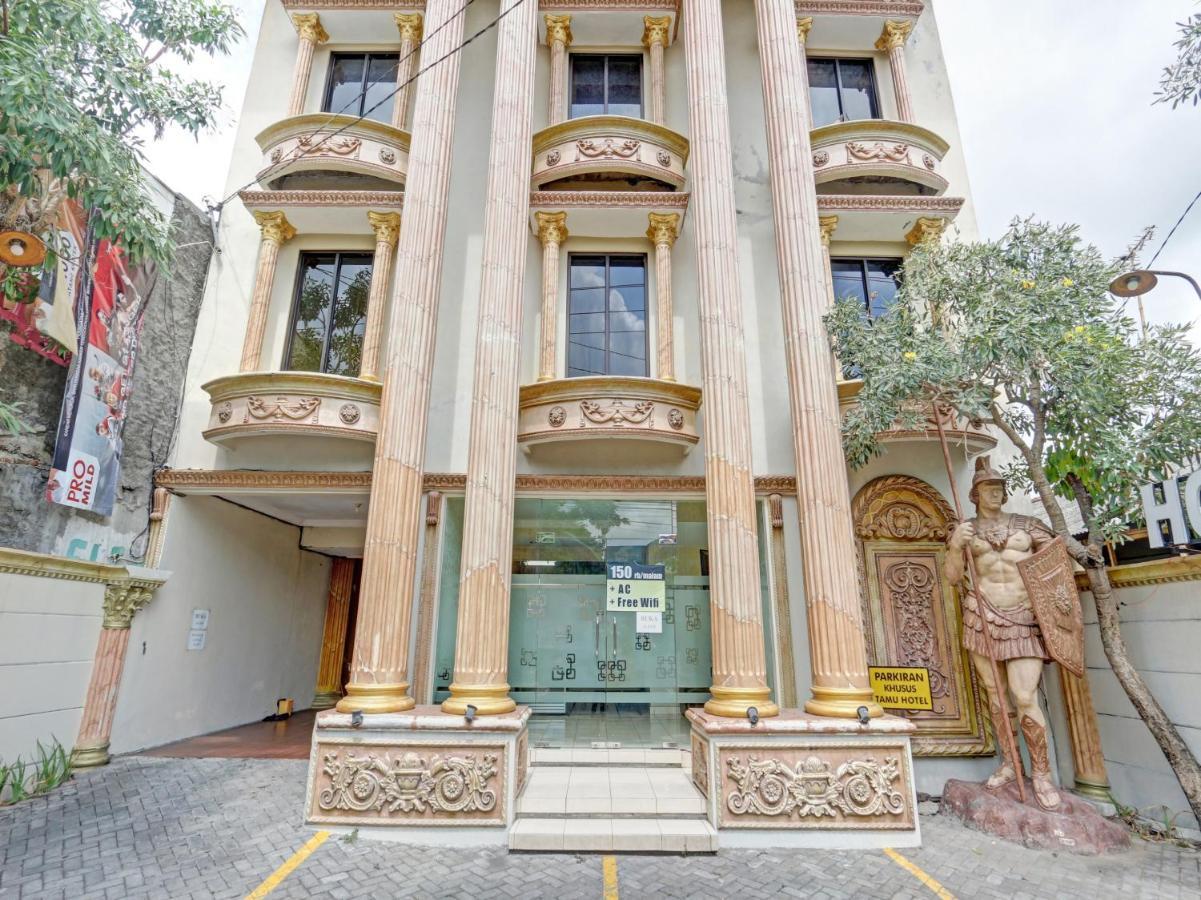 Hotel Oyo 90695 Srikandi Nologaten Yogyakarta Exterior foto